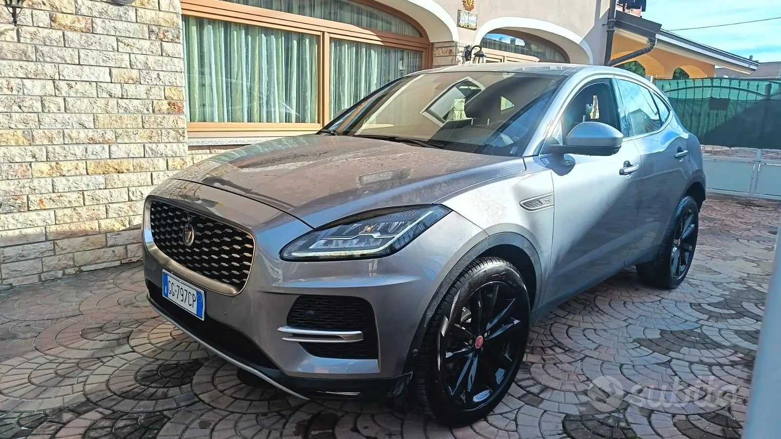 Jaguar E-Pace