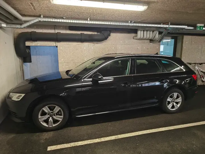 Audi A4 2016 photo 2