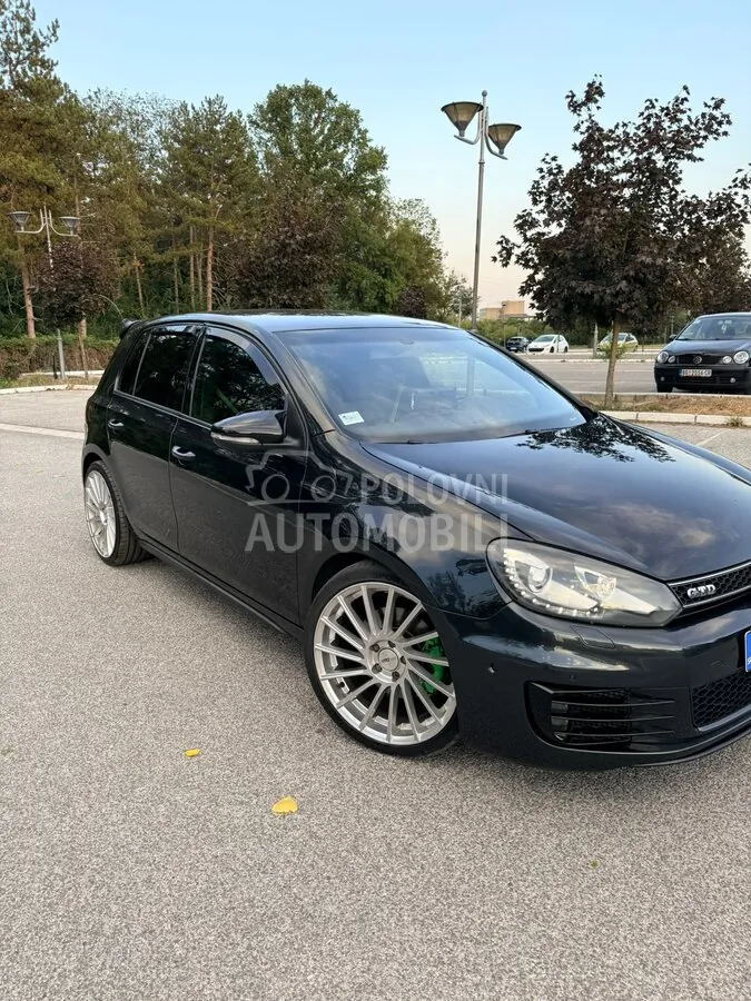 Volkswagen Golf 2009 photo 4