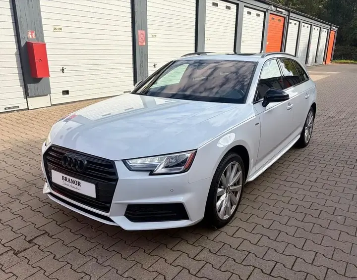 Audi A4 Avant