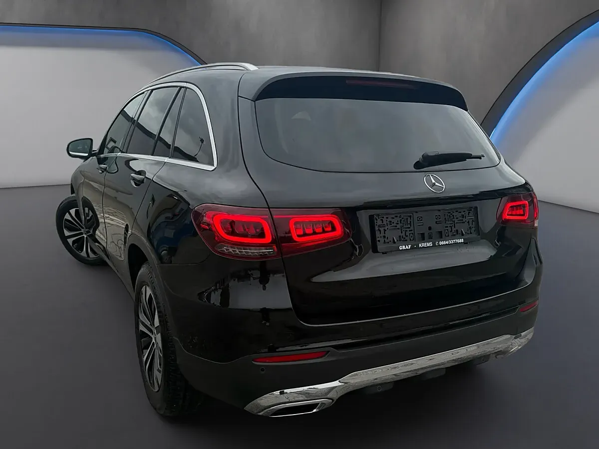 Mercedes-Benz Glc-Class 2022 photo 3