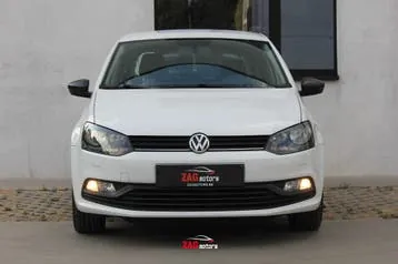 Volkswagen Polo 2015 photo 2