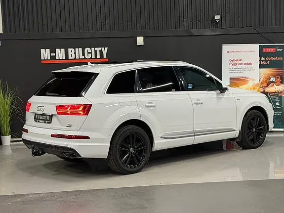 Audi Q7 2017 photo 5