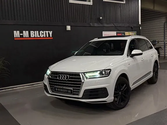 Audi Q7 2017 photo 2