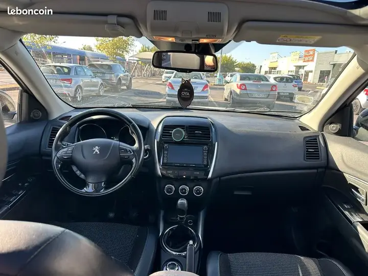 Peugeot 4008