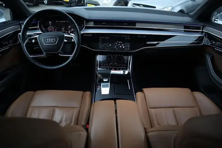 Audi A8 2018 photo 3