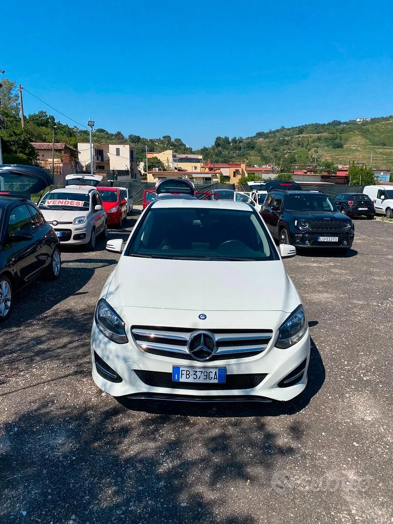 Mercedes-Benz B 180 D Executive