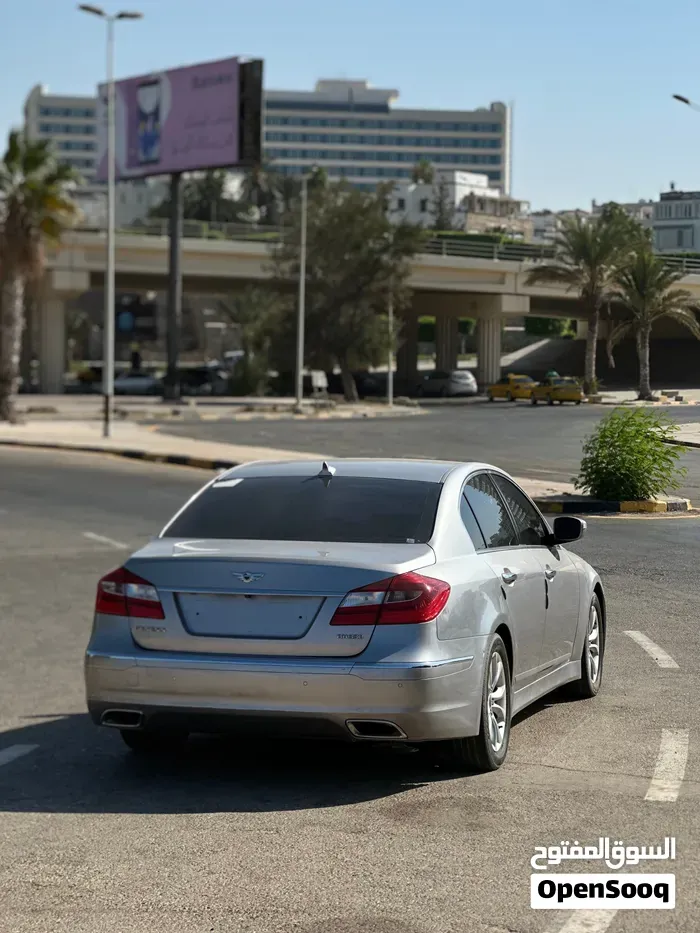 Genesis G70 2012 photo 5