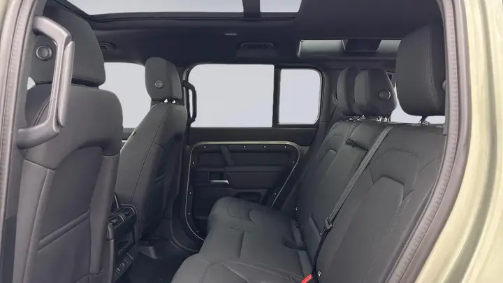 Land Rover Defender 110 2025 photo 4