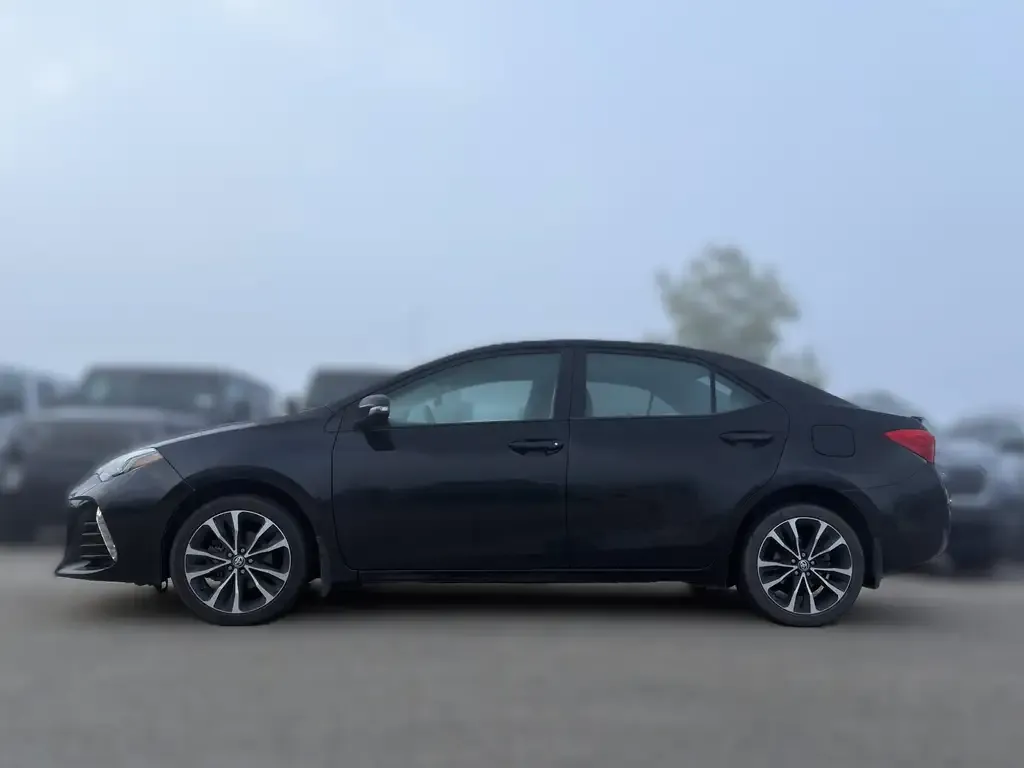 Toyota Corolla 2017 photo 3