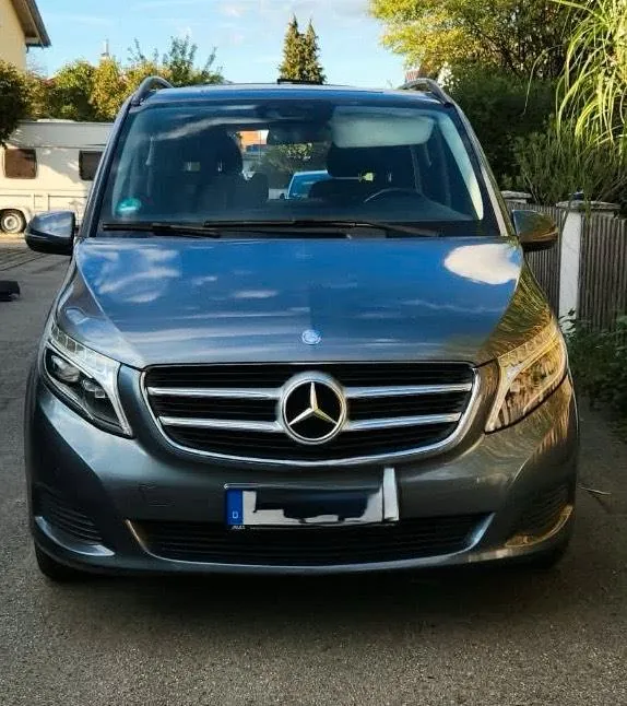 Mercedes-Benz V250