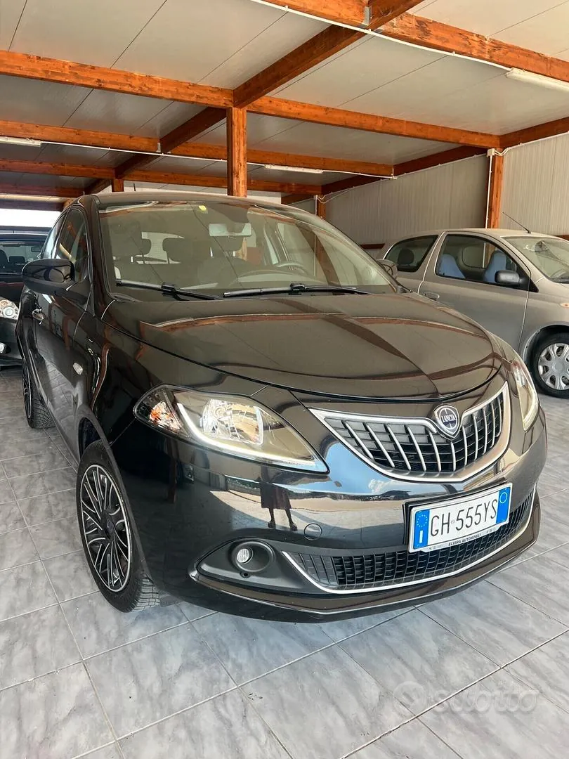 Lancia Ypsilon 2022 photo 4