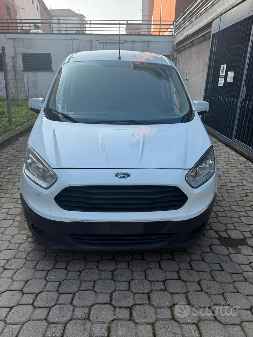 Ford Transit Courier