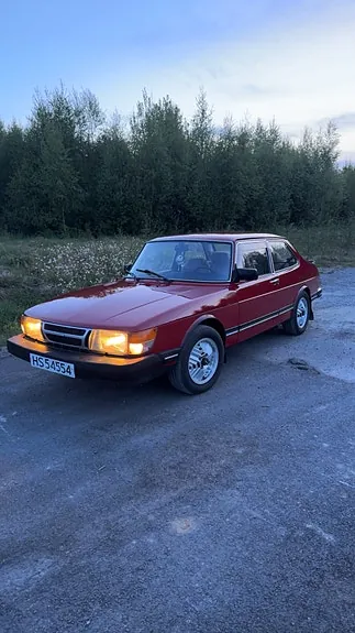 Saab 900