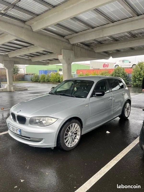 BMW 1 Series 2011 photo 2