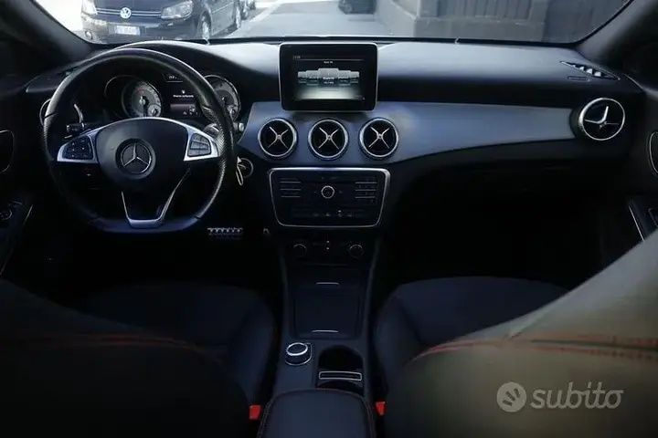 Mercedes-Benz Cla 2015 photo 2
