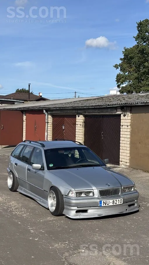 BMW 318I 1997 photo 2