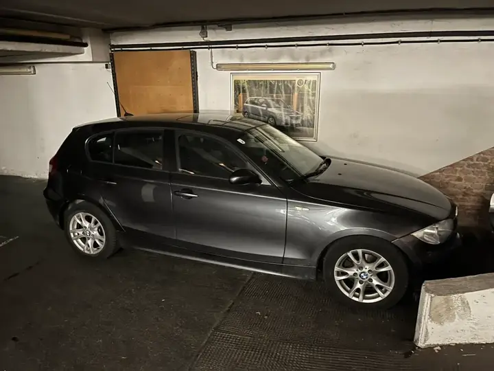 BMW 1 Series 2006 photo 2