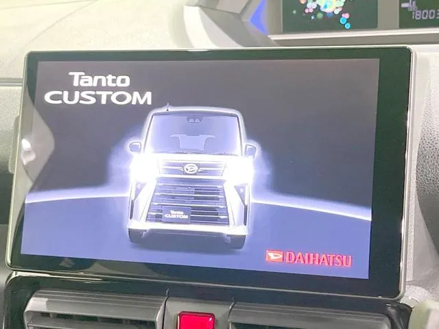 Daihatsu Tant Custom X 2023 photo 3