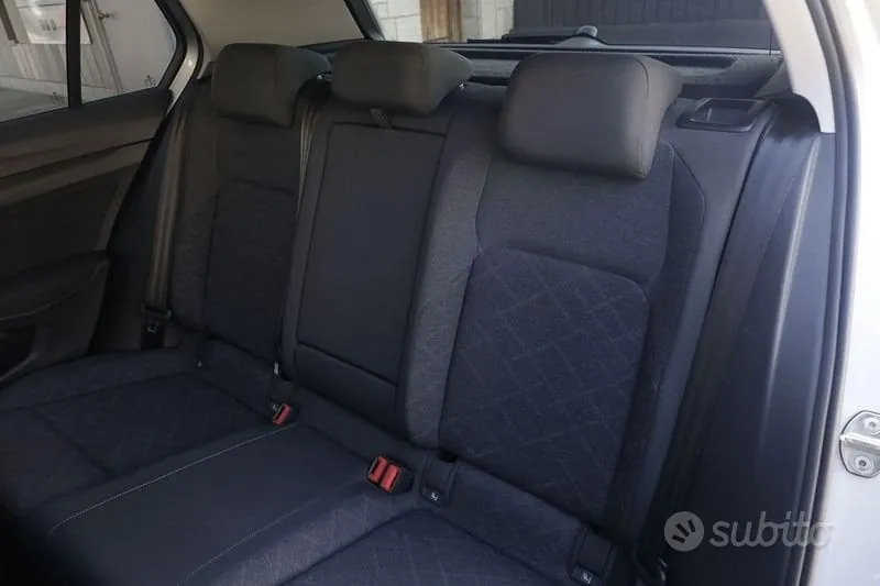 Volkswagen Golf 2021 photo 3