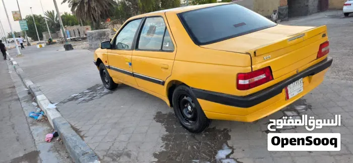 Peugeot 405