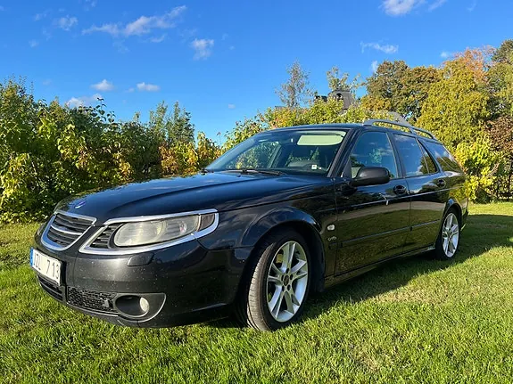 Saab 9-5 2010 photo 2