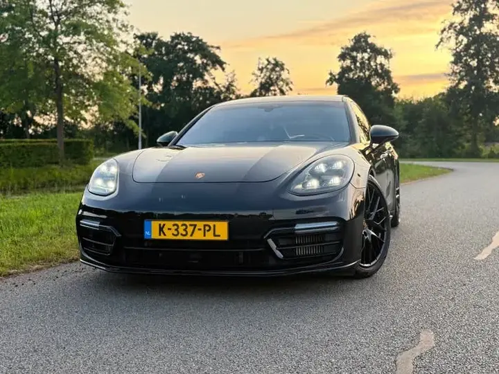 Porsche Panamera 2021 photo 3