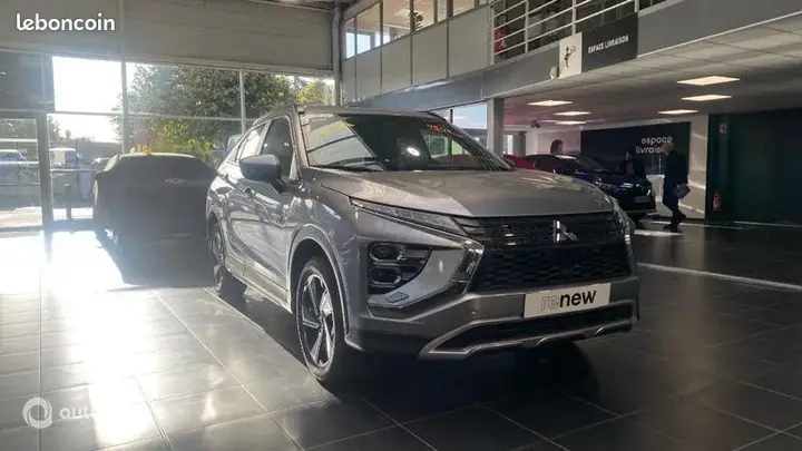 Mitsubishi Eclipse Cross 2023 photo 3