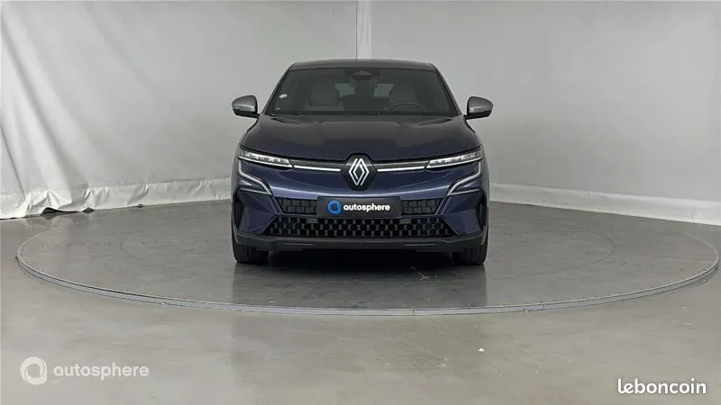 Renault Megane 2023 photo 2