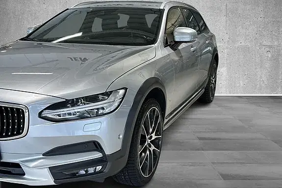 Volvo V90 Cross Country 2017 photo 5