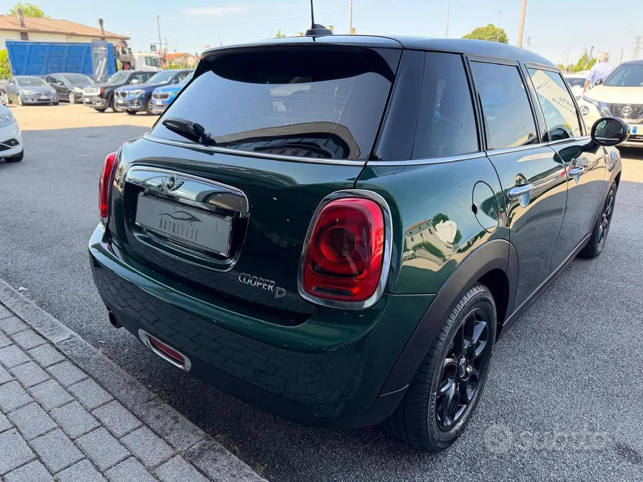 Mini Cooper D 2016 photo 5
