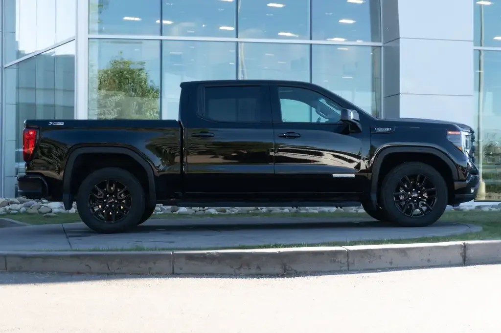 GMC Sierra 1500 2023 photo 3