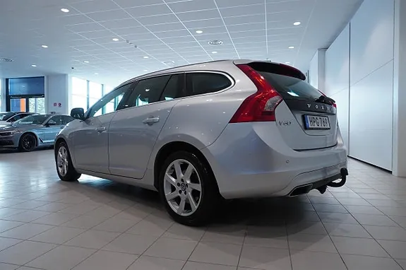 Volvo V60 2015 photo 3