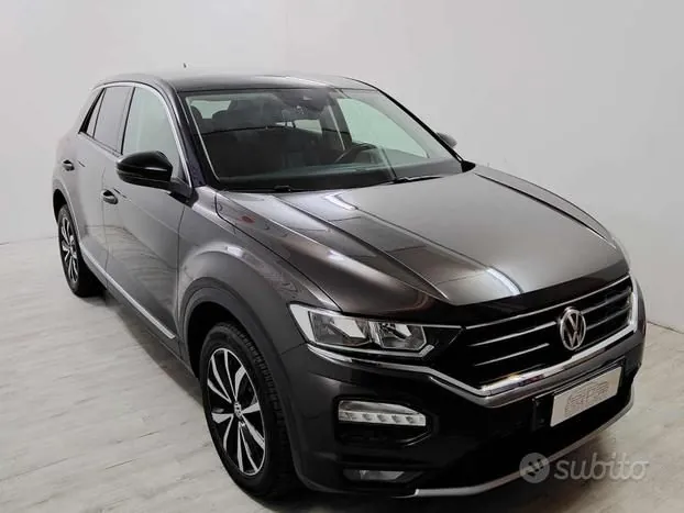 Volkswagen T-Roc 2019 photo 2