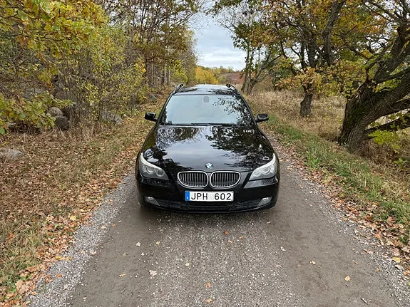 BMW 520I 2009 photo 2