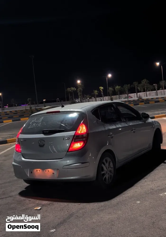 Hyundai I30 2010 photo 2