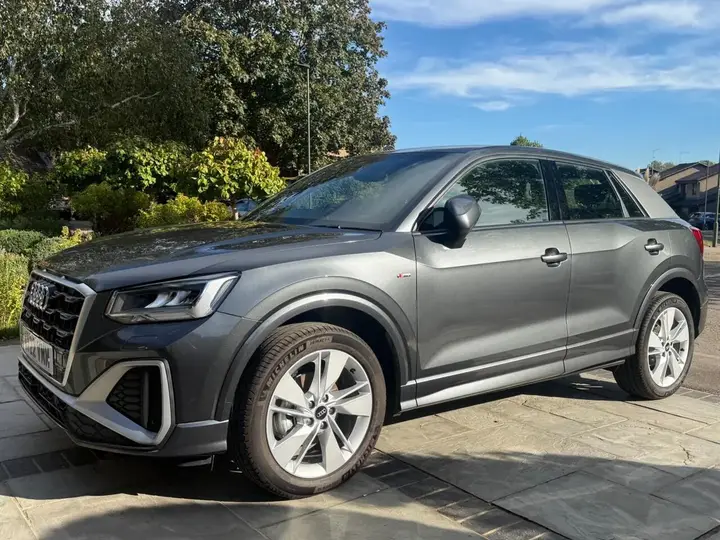 Audi Q2