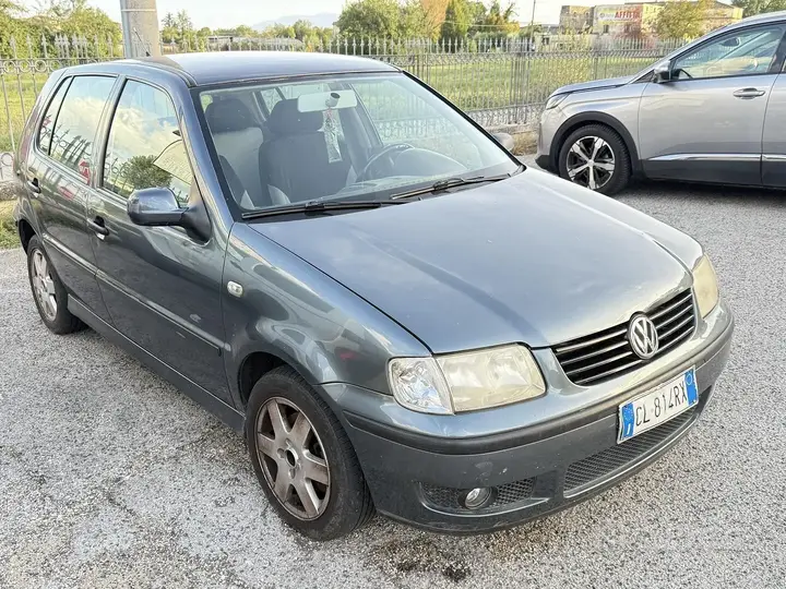 Volkswagen Polo 2003 photo 4
