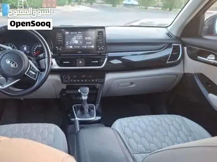 Kia Seltos 2021 photo 2