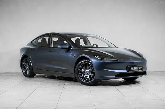 Tesla Model 3 2024 photo 3