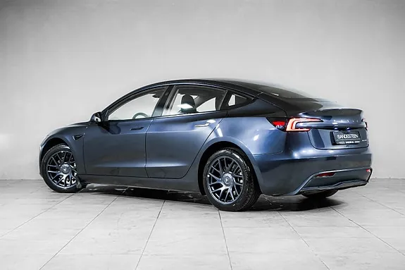 Tesla Model 3 2024 photo 5