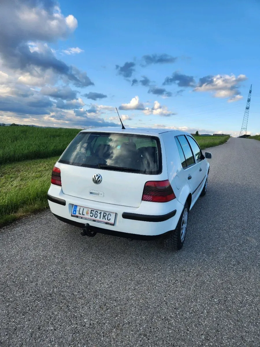 Volkswagen Golf 2000 photo 3