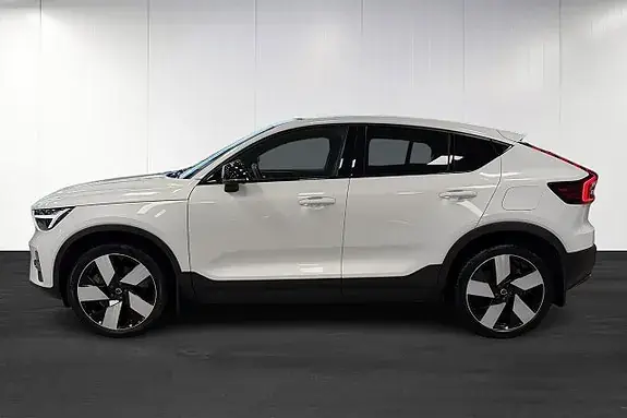 Volvo C40 2024 photo 2