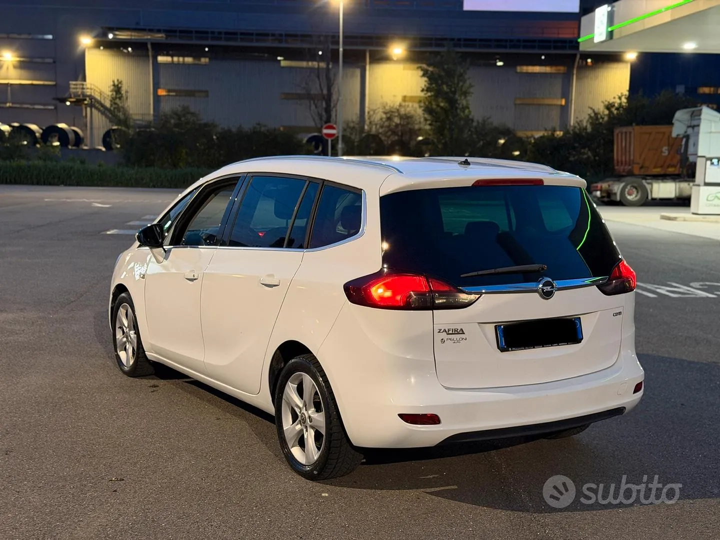Opel Zafira 2012 photo 3