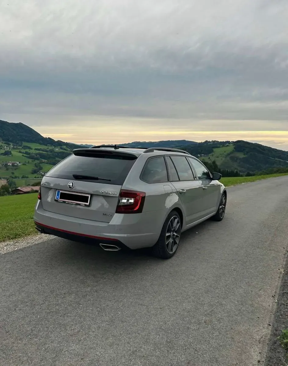 Skoda Octavia 2018 photo 2