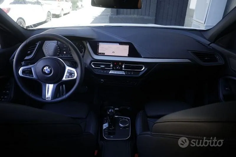 BMW 1 Series 2020 photo 2