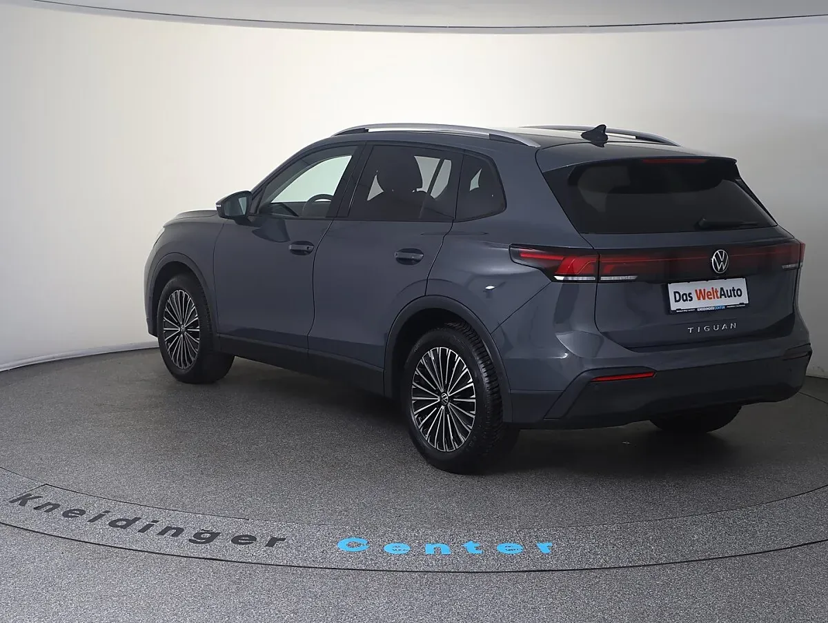 Volkswagen Tiguan 2024 photo 3