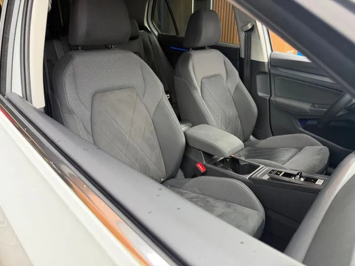 Volkswagen Golf 2020 photo 2