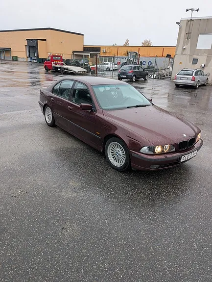 BMW 523I 1998 photo 3
