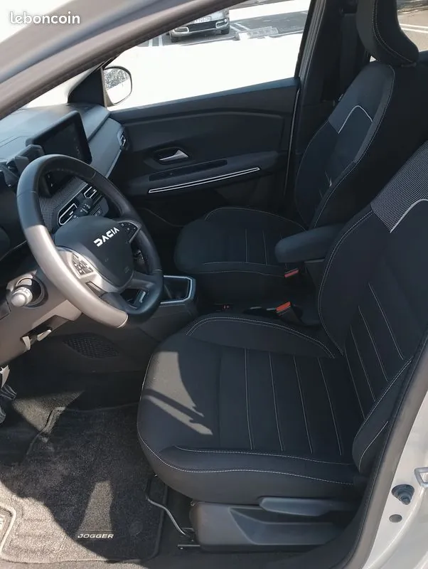 Dacia Jogger 2023 photo 3